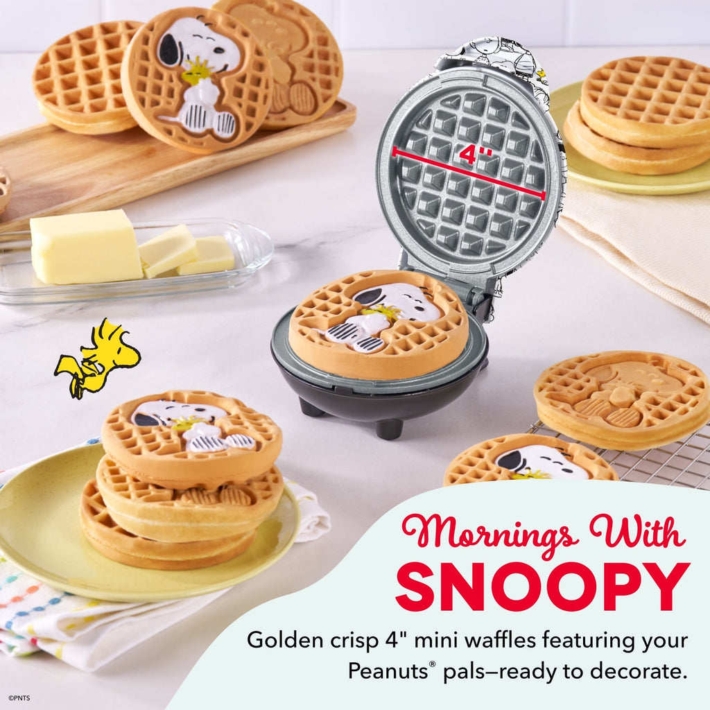 Peanuts® x 75th Anniversary Mini Waffle Maker